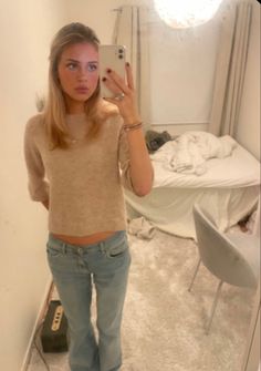 Stocholms Stilen Outfit, Stockholm Stil, Scandi Fashion, Cool Girl Outfits, Blue Jean Outfits, Scandinavian Fashion, Mode Inspo