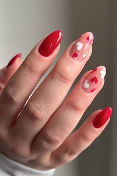 50  Trendy Valentine's Day Nails to Elevate Your Look Bow Valentines Nails, Valentines Bow Nails, Square Nails Valentines Day, Nails Inspiration Valentines, Valentines Almond Nails, Valentine Nails Short, Feb Nails Valentines Day, Initials On Nails, Heart Nails Design