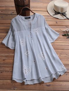 Bohemian Print Short Sleeve V Neck Button Blouse Button Blouse, Trendy Fashion Tops, Bohemian Print, Stylish Dresses For Girls, Kurta Designs, Kurti Designs, Ladies Tops Fashion, Blouse Styles, Short Sleeve Blouse