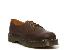 Dr Martens Bex, Trending Handbags, Oxford Platform, Brown Shoes, Trending Sneakers, Swag Shoes, Brown Shoe, Athletic Sneakers, Lug Sole