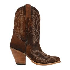 Beautiful, intricate, and dashing. The beautiful brown color with embroidered pattern compliments this classic Cowboy style. Size: 9.5.  Gender: female.  Age Group: adult. Fall Boots Tall, Ankle Cowgirl Boots, Cowgirl Boots Square Toe, Corral Boots Womens, Womens Fall Boots, Cowboy Ankle Boots, Square Toe Western Boots, Casual Ankle Boots, Corral Boots