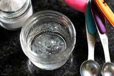 How To Make Hyaluronic Acid Serum Hyaluronic Acid Serum Recipe, Serum Recipe, Healing Remedies, Diy Body Care, Hyaluronic Acid Serum, Lotion Bars, Skin Cleanser Products, Skin Food, Diy Skin Care