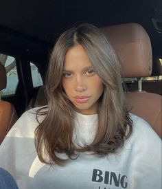 Rambut Brunette, Windows To The Soul, Brown Hair Looks, Brown Hair Inspo, Layered Haircuts For Medium Hair, Brunette Hair With Highlights, Lashes Mascara, Hairstyles For Layered Hair, Hairstyle Inspiration