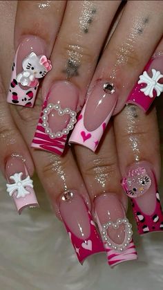 Hello kitty nails cute kawaii y2k Cute 2000s Nails, Bling Hello Kitty Nails, Basic Aesthetic Nails, Nail Inspiration Y2k, Hello Kitty Themed Nails, Medium Hello Kitty Nails, Acrylic Y2k Nails, 2007 Nails, Hello Kitty Acrylic Nail Designs