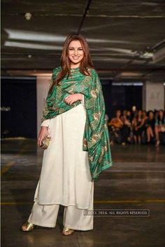 Tisca Chopra, Simple Suits, Indian Designer Suits, Desi Clothes, Indian Couture, Lakme Fashion Week, Indian Attire, Mysore