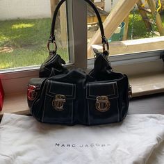 Authentic, Marc Jacobs Bag. Great Condition, Very Spacious And Classic. Bags Marc Jacobs, Marc Jacobs Purse, Black Leather Bag, Buckle Bags, Jacob Black, Marc Jacobs Bag, Black Leather Bags, Orange Leather, Black Purses