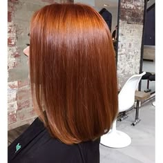 Copper goodness! ⚡️🍁🍂 More #shorthairamazingness via @jayebonee // @_edwardsandco. Who else is a fan of this colour & length?!… Hello Hair, Kort Bob, Bob Haircut For Fine Hair, Bob Hairstyles For Fine Hair, Long Bob Hairstyles