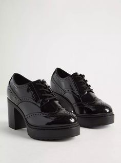 Heeled Lace-Up Oxford (WW)Heeled Lace-Up Oxford (WW), BLACK Dark Academia Shoes, Academia Shoes, Women Oxfords, Disney Leggings, New Street Style, Unique Fits, Oxford Heels, Shoes For Leggings, Wide Width Shoes