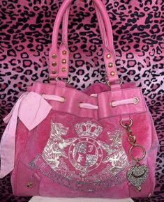 Juicy Couture Aesthetic, Trashy Y2k Aesthetic, Meagan Good, Y2k Accessories, Pink Y2k, 2000s Fashion Outfits, Pink Girly Things