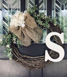 a wreath that has the letter s on it