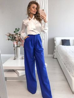 Wide leg pants with high waist underline the waist line and hide legs - perfect for women with Monica Bellucci type of figure. They fit perfectly, can be combined with crop tops, t-shirts and classic shirts. You can add a belt to finish the look. Our high waist pants can be worn on various occasions, including office work, business meetings, cocktail parties and late dinners. A worthy day-to-night pick. DETAILS - High waist pants - Wide legs - Two front buttons - functional pockets The corset to Office Pants Women, Pants For Tall Women, Satin Blouse Long Sleeve, Outfit Closet, Outfits Professional, Business Casual Trousers, Red Wide Leg Pants, First Date Outfits, Elegant Pant