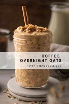 Brown sugarespresso powder and cinnamon are combined with oat milk to give these overnight oats all the flavor of your favorite Starbucks drink...in breakfast formThese Coffee Overnight Oats are a perfect way to start your dayMake them in a jar before you go to bed and wake up to breakfast ready to grab as you run out the door Coffee Overnight Oats Healthy, Meal Jars, Overnite Oats, Coffee Oats, Vanilla Cold Brew, Brown Sugar Coffee, Cold Breakfast