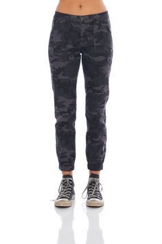 Jane Grey Camo Mid Rise Cargo Joggers 27" Inseam Relaxed Fit Cargo Joggers With Straight Leg, Relaxed Fit Straight Leg Cargo Joggers, Athleisure Cotton Joggers With Cargo Pockets, Athleisure Cotton Cargo Pants With Pockets, Cotton Cargo Pants With Pockets In Athleisure Style, Everyday Sporty Cargo Bottoms, Cotton Cargo Pants With Pockets For Athleisure, Cotton Athleisure Cargo Pants With Pockets, Sporty Everyday Cargo Bottoms