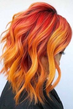 Red And Orange Hair, Orange Hair Dye, Dramatic Hair Colors, Cheveux Oranges, Hair Dye Tips, Hair Color Orange