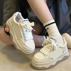 ADVBRIDGE Kawaii Platform Sneakers Casual Vintage White Women's Sports Shoes Vulcanize Cute Lolita Chunky Tennis Female Korean Footwear Korean Footwear, Cute Platform Sneakers, Army Boots, Fur Shoes, Womens Mary Janes, Estilo Preppy, Sport Shoes Women, Girly Shoes, Punk Outfits