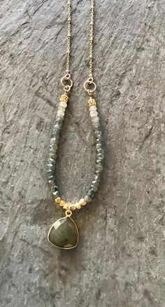 Labradorite Aquamarine Necklace Gold Fill Green Gemstones | Etsy Sundance Style, Aquamarine Necklace, The Necklace, Diy Schmuck, Metal Wire, Jewelry Patterns, Jewelry Diy, Jewelry Projects, Diy Necklace