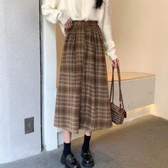 Lasaky - Brown Checkered Pleated Midi Skirt with High Waist and Large Hem Umbrella Style Brown Skirt Outfit, Brown Plaid Skirt, Warm Skirts, Plaid Midi Skirt, Midi Skirt Casual, Brown Checkered, Fashion Umbrella, Checkered Skirt, Pleated Long Skirt