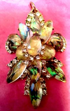 Unique Formal Jewelry, Iridescent Brooch Jewelry Gift, Iridescent Brooch Jewelry For Gifts, Iridescent Brooch Jewelry For Party, Vintage Iridescent Gemstone Jewelry, Iridescent Vintage Jewelry For Collectors, Unique High Luster Jewelry For Formal Occasions, Collectible Vintage Iridescent Jewelry, Luxury Iridescent Jewelry For Formal Occasions