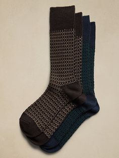 Saw this on Banana Republic: Mens Dress Socks, Trendy Sweaters, Men's Shoe, Stylish Mens Outfits, Wool Socks, Dress Socks, Business Dresses, Fashion Socks, Casual Socks