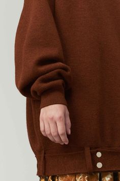 A #VBAW18 chestnut melange brown jumper with a classic crewneck and long sleeves. Brown Jumper, Artsy Style, Ethical Fashion Brands, Autumn Wardrobe, Oversized Crewneck, Indie Fashion, Work Wardrobe, Fall Wardrobe