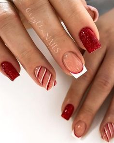 If you’re looking for something playful yet chic, festive and simple Christmas nail designs are the way to go. These designs strike the perfect balance between being fun and easy to create, without requiring too many tools or skills.  One of the most popular festive looks is the Santa hat design. Start with a red base and use a white polish to create the fluffy part of the hat at the tip of your nails. You can also draw tiny holly berries with a combination of red and green dots to add a holiday Toe Nail Designs For Christmas, Christmas Nail Designs Square, Christmas Nails Square Short, Christmas Toe Nail Designs, Red Christmas Nails, Simple Gel Nails