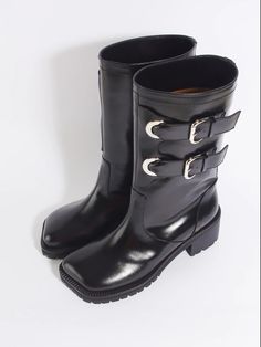 More_black – Je la connais Womens Biker Boots, Bike Boots, Italian Shoes, Biker Boots, Pig Skin, Metal Ornament, Designer Boots, Rubber Heels, Biker Boot