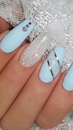 Nails Light Blue, Blue Gel Nails, Blue Glitter Nails, Dork Diaries, Light Blue Nails, Nails Elegant, Acrylic Nail Set, Silver Nail