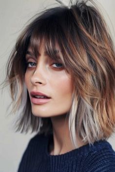 Why These 19 Face Framing Highlights with Bangs Ideas Are the Hottest Hair Trend Face Framing Highlights With Bangs, Highlights With Bangs, Face Framing Highlights, Graduation Hairstyles With Cap, Cap Hairstyles, Peach Hair Colors, Bangs Ideas, Hair Today Gone Tomorrow, Haircut For Square Face