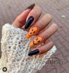 Black Halloween Nails, Holloween Nails, Halloween Nails Easy, Halloween Acrylic Nails, Cute Halloween Nails, Pumpkin Nails, October Nails, Nagel Tips, Halloween Nail Designs