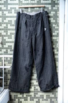 1960's French Distressed Star Repair Vintage Striped Wool Suit Pants SIZE Waist：42cm Thigh：37cm Length：103cm Inseam：70cm Leg opening：28cm   Welcome to our online store https://bansecondhandgoods.com/ Worldwide Shipping The official website provides credit card services,  please contact us via private message if necessary. Find us IG :  ban_secondhand_goods Thank you for checking us out :) Vintage Suit, Tweed Pants, Vintage Suits, Suit Pants, Wool Suit, Apparel Design, Work Casual, Casual Fits, Sport Coat