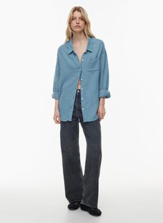 RELAXED SHIRT | Aritzia Chic Shirt With Roll-up Sleeves For Everyday, Everyday Cotton Blouse With Roll-up Sleeves, Relaxed Everyday Shirt For Fall, Relaxed Everyday Fall Shirt, Relaxed Fall Shirt For Everyday Wear, Oversized Cotton Shirt In Effortless Style, Chic Relaxed Fit Shirt For Daywear, Chic Shirt For Daywear With Relaxed Fit, Chic Everyday Blouse With Roll-up Sleeves