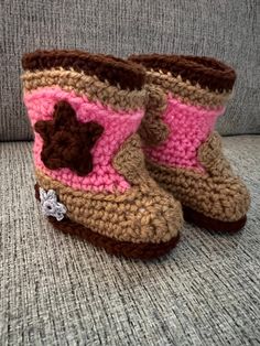 Handmade Crocheted Baby Cowboy Boots, Size 3-6 Months. These booties are soft for baby's feet and are hand washable.  They make a great unique gift for any baby shower. Baby Cowboy Boots, Baby Cowboy, Boho Bedroom Decor, Pink And Brown, Crochet Baby Booties, Gender Neutral Baby Clothes, Baby Booties, Gender Neutral Baby