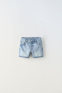 Shorts with interior adjustable waistband and front button closure. Front pockets and back patch pockets. Cuffed. - Light blue | ZARA United States Crochet Jacket, Adjustable Waistband, Short Suit, Back Patch, T-shirt Polos, Blazer Dress, Trouser Jeans, Swimwear Accessories, Linen Shirt