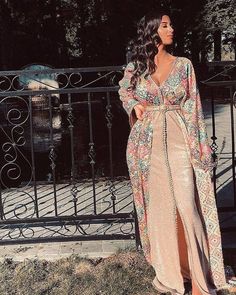 Casablanca Fashion, Instagram Luxury, Moroccan Caftan, Leaving Facebook, Caftan Dress