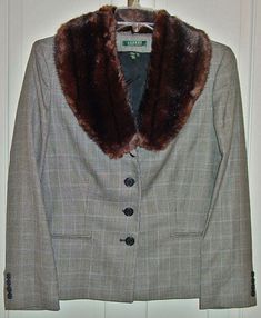 Ralph Lauren Ladies Plaid Wool Lined Jacket With Detachable Faux Fur Collar Size: 6  New with Tags  This is for a size 6.   When I have multiple sizes of an item , I only take one set of pictures 100% Wool Dimensions: 19" Armpit to Armpit 23 " Sleeve 24" Long   Great Gift!!!!! Don't miss this great designer wool jacket with removable fur collar for all the occassion when you need to look your best all year around.   Buy several items and save on shipping. Compare at $279.00 I have hundreds of un Ralph Lauren Tailored Outerwear With Suit Collar, Ralph Lauren Single Breasted Outerwear For Fall, Classic Winter Blazer With Padded Collar, Classic Ralph Lauren Outerwear For Fall, Classic Blazer With Padded Collar For Winter, Elegant Ralph Lauren Fall Outerwear, Elegant Ralph Lauren Outerwear For Fall, Winter Formal Blazer With Padded Collar, Ralph Lauren Single Breasted Fall Blazer