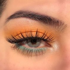 Mekap Mata, Eye Makeup Pictures, Eye Makeup Designs, Colorful Eye Makeup, Edgy Makeup, Makeup Eye Looks, Creative Eye Makeup