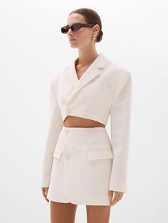 Chic Cropped White Skirt, Chic Tailored Mini Skirt For Spring, Elegant Cropped Skirt For Spring, Modern Structured Skirt For Work, Modern Structured Workwear Skirt, Modern Mini Skirt For Office In Spring, Modern Structured Bottoms For Spring, Chic Structured Skirt For Work, Chic Structured Office Skirt