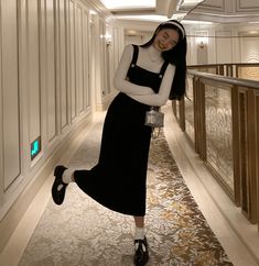 5ft 4''(166cm) tall, 95 lbs(43kg) weight and wearing a size S164cm/49kg wearing a size S - Wool 50%- Polyester 50%- BLACK- Pullover- Suspender style- 2 colors Black Full-length Winter Dress, Black Full Length Winter Dress, Black Full Length Dress For Winter, Black Suspenders, Black Pullover, Suspender Dress, Black Color, Wool, How To Wear