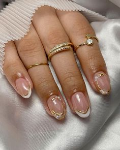 Bio Gel Nail Designs Natural, Alex Earle Nails, Simple Gold Accent Nails, Classy Nail Designs Short, Classic Clean Nails, Elegant Almond Nails Classy Short, French Nails With Crystals, White And Gold Nails Short, Summer Elegant Nails