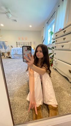 Erika Diane Room Tour, Erika Diane Room, Good Looking Older Men, Fav Youtubers, Instagram Help, Princess Diaries, Outfit Inspo Casual