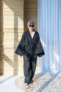 If you want to stay relaxed and comfortable but also emphasize your waist and give your look a fashionable edge, this organic cotton kimono robe is for you. Wear it with a pair of loose pants or match it with your favorite sharp office look to give it a relaxed vibe and a touch of unique personality. Machine wash at 40-60 C. Kids Harem Pants, Women Kimono, Lightweight Skirt, Plus Size Kimono, Cardigan Kimono, Long Sleeve Kimono, Kimono Coat, Fitness Wear Outfits, Long Blue Dress