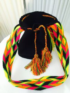 Wayuu Mochilas Bags Handmade Made in Colombia Tassel Necklace, Weaving