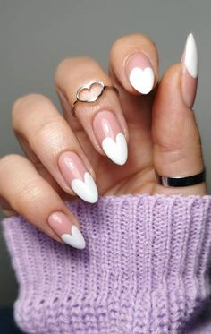 Valentine's Day Nail Ideas : With Valentine's Day approaching, only month to go till Valentine's day. We thought we should get you some pretty nails inspiration for you. From cute heart-shaped, pretty in pink, classic red, French tips to pretty colour palette. Pink Heart Tip Nails, Ombre Nail, Nail Tutorial, Heart Nail, Nagel Tips, Her Nails