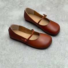 Comfortable Brown Loafers With Flat Bottom, Casual Flat Faux Leather Slip-ons, Brown Leather Shoes For Spring, Casual Almond Toe Flats With Leather Footbed, Casual Flats With Leather Footbed And Almond Toe, Casual Faux Leather Slip-ons With Leather Sole, Casual Flats With Soft Sole, Comfortable Brown Flats With Flat Bottom, Brown Slip-ons With Rubber Sole And Flat Bottom