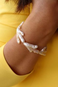 This handmade chicken foot pearl bracelet is made of the best quality 14-17mm pearls of different sizes. With 14k gold-plated spring ring clasp, you can wear this real pearl bracelet and take it off in a breeze. As a bridesmaid bracelet or bridal bracelet, it is the perfect accessory to complete any wedding day ensemble. Its dainty and unique design is sure to impress anyone who receives it. This bracelet can be gifted to your friends and wife as well. Pearl Bead Bracelet, Bridal Bracelet