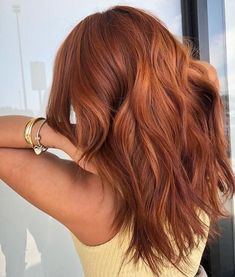 Red Hair Inspo, Ginger Hair Color, Wavy Haircuts, Hair Color Auburn, Copper Hair Color, Winter Hair Color, Brown Blonde Hair, Red Hair Color