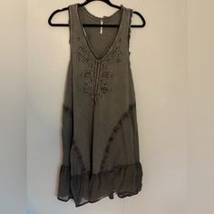 Size Medium Can Be Worn As A Long Shirt Depending Your Height Beautiful Beading Casual Embellished Beach Dresses, Bohemian V-neck Embellished Mini Dress, Casual V-neck Embellished Dresses, Bohemian Embellished Mini Dress, Free People Boho Dress, Free People Slip Dress, Free People Sweater Dress, Womens Boho Dresses, Boho Tunic Dress