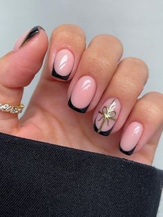 Trendy Classy Nails, Holiday Nail Inspo, Short Classy Nails, Fake Nails White, Christmas Gel, Milky Nails, Square Nail Designs, Nagel Tips, Christmas Nails Easy