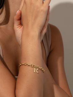 You’ll be unforgettable in this gold initial bracelet. Crafted from a gold chain bracelet and an initial pendant, our Remember Me Bracelet deserves a spot in your jewelry collection. For a fully personalized look, shop our Initial Jewelry Collection. | Gold Initial Remember Me Chain Bracelet with Letter E | Women's Jewelry by Uncommon James Elegant Monogram Name Bracelet For Everyday, Modern Personalized Gold Chain Bracelet, Modern Gold Personalized Chain Bracelet, Personalized Modern Gold Chain Bracelet, Minimalist Monogram Bracelet For Everyday, Gold Custom Name Charm Bracelet For Everyday, Everyday Gold Custom Name Charm Bracelet, Custom Name Gold Charm Bracelet For Everyday, Everyday Gold Charm Bracelet With Custom Name