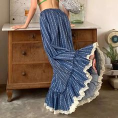 Olivia Mark - High-Waisted Blue Striped A-Line Maxi Skirt for Pear-Shaped Figure White Suspenders, Chiffon Maxi Skirt, Long Skirts For Women, Half Skirt, Holiday Beach, Long Skirts, Suspender Dress, Summer Party Dress, Blue Outfit